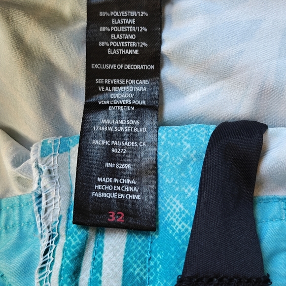 Maui And Sons Board Shorts 4 Way Stretch Men's‎ 32 Multicolor EUC Beach Swimwear - Picture 3 of 7